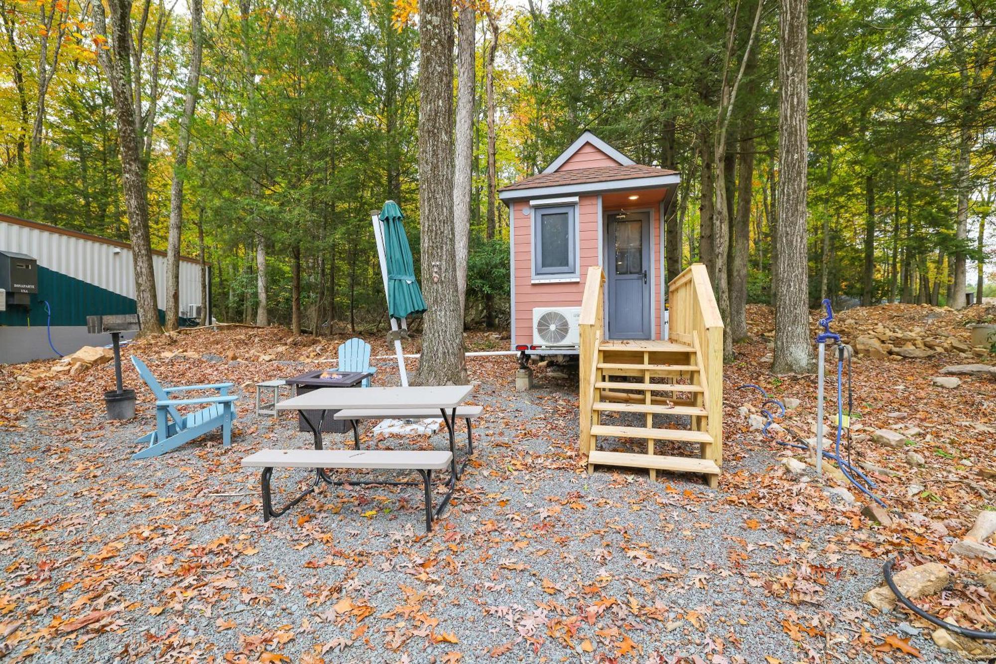 Camptel Poconos Lodging Albrightsville Exterior foto